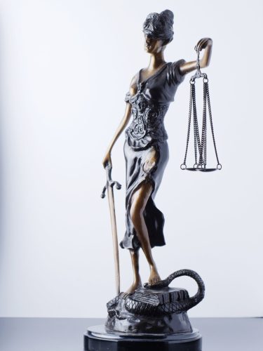 Bronz Justicia szobor - 77 cm